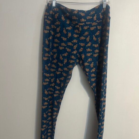 LuLaRoe Blue/Green background fish pattern leggings Tall and Curvy - Picture 2 of 5